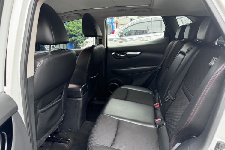 Used Nissan Qashqai 2017 2.0L CVT Luxury Edition China V Standard Interior 3