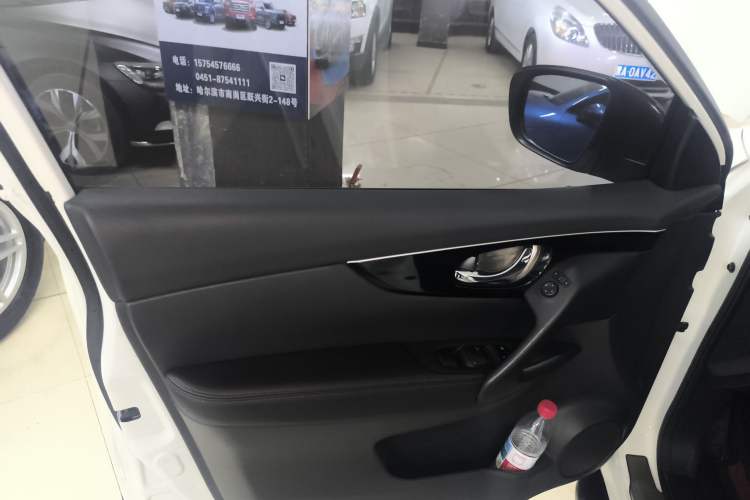 Used Nissan Qashqai 2017 2.0L CVT Smart Enjoyment Version China V Standard Interior 4