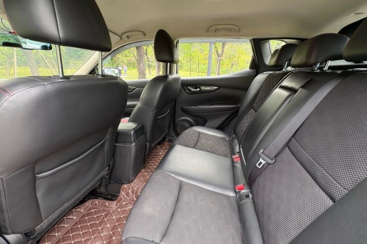 Used Nissan Qashqai 2017 2.0L CVT Smart Enjoyment Version China V Standard Interior 4