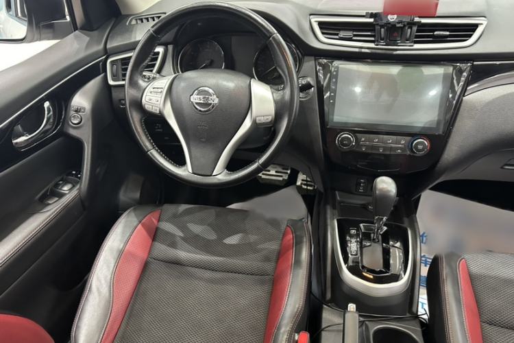 Used Nissan Qashqai 2017 2.0L CVT Luxury Edition China V Standard Interior 4