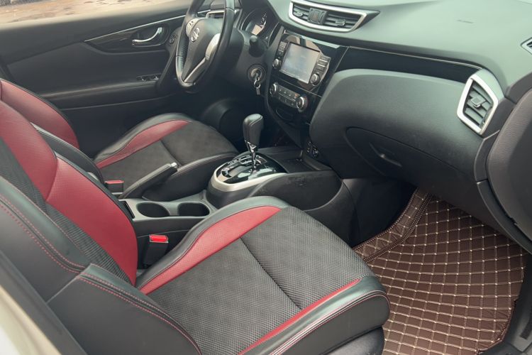 Used Nissan Qashqai 2017 2.0L CVT Smart Enjoyment Version China V Standard Interior 5