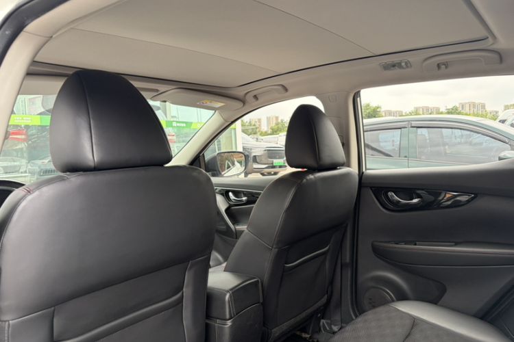 Used Nissan Qashqai 2017 2.0L CVT Luxury Edition China V Standard Interior 5