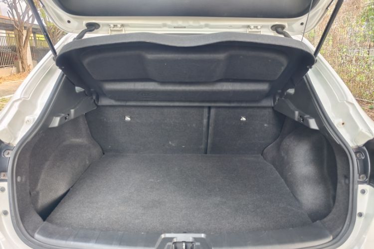 Used Nissan Qashqai 2017 2.0L CVT Elite Edition China V Standard Interior 5