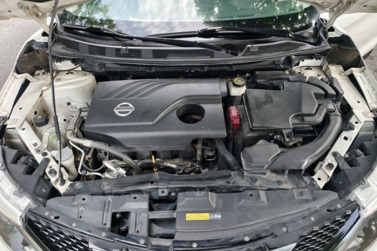 Used Nissan Qashqai 2017 2.0L CVT Elite Edition China V Standard Interior 6