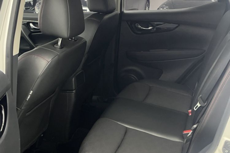 Used Nissan Qashqai 2017 2.0L CVT Smart Enjoyment Version China VI Standard Interior 6