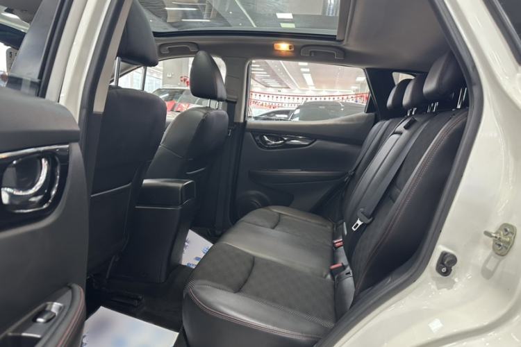 Used Nissan Qashqai 2017 2.0L CVT Luxury Edition China V Standard Interior 6