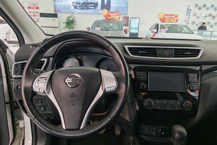 Used Nissan Qashqai 2017 2.0L CVT Smart Enjoyment Version China V Standard Interior 8