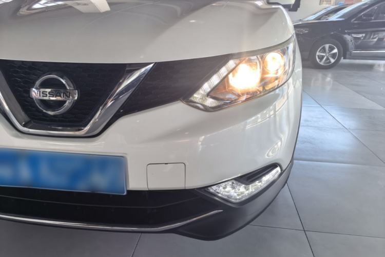 Used Nissan Qashqai 2017 2.0L CVT Luxury Edition China V Standard Left Front Headlight