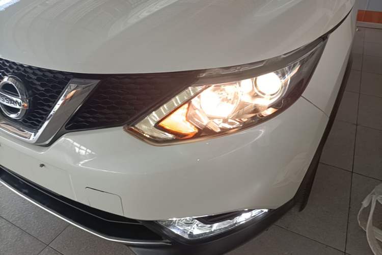 Used Nissan Qashqai 2017 2.0L CVT Smart Enjoyment Version China V Standard Left Front Headlight