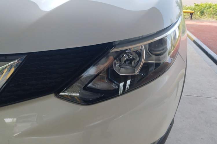 Used Nissan Qashqai 2017 2.0L CVT Smart Enjoyment Version China V Standard Left Front Headlight
