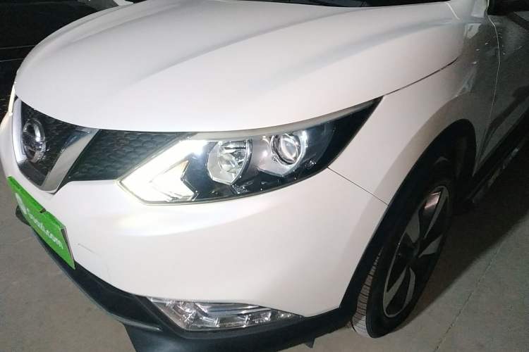 Used Nissan Qashqai 2017 2.0L CVT Smart Enjoyment Version China V Standard Left Front Headlight