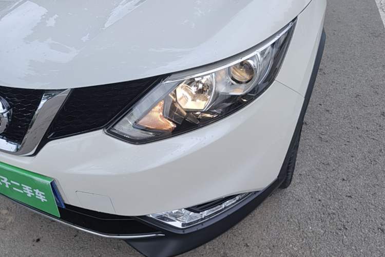 Used Nissan Qashqai 2017 2.0L CVT Smart Enjoyment Version China V Standard Left Front Headlight