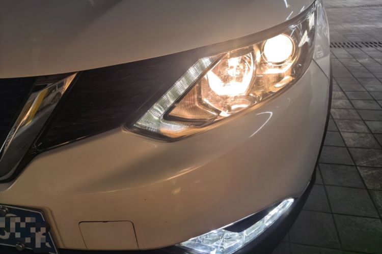 Used Nissan Qashqai 2017 2.0L CVT Smart Enjoyment Version China V Standard Left Front Headlight