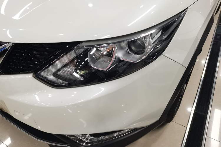 Used Nissan Qashqai 2017 2.0L CVT Luxury Edition China V Standard Left Front Headlight