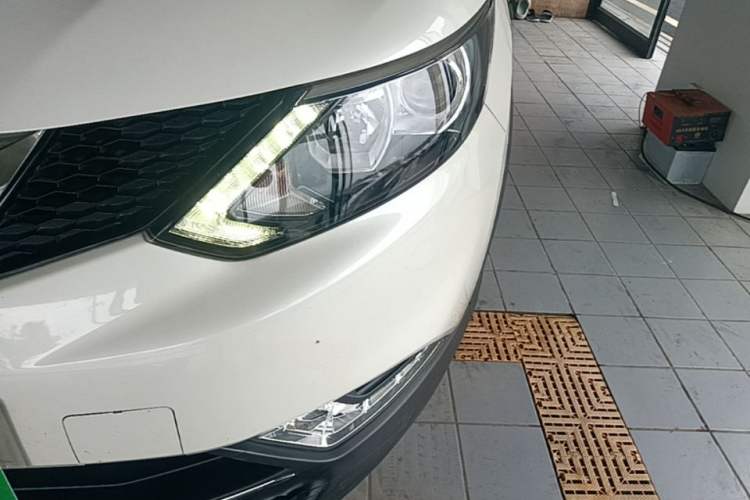 Used Nissan Qashqai 2017 2.0L CVT Smart Enjoyment Version China V Standard Left Front Headlight
