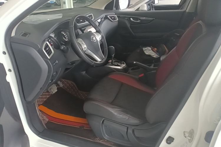Used Nissan Qashqai 2017 2.0L CVT Smart Enjoyment Version China V Standard Left Front Seat