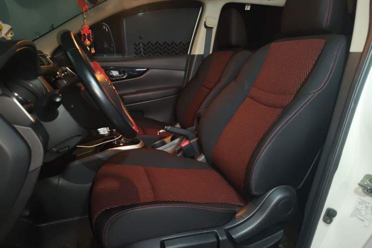 Used Nissan Qashqai 2017 2.0L CVT Elite Edition China V Standard Left Front Seat
