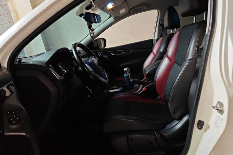 Used Nissan Qashqai 2017 2.0L CVT Smart Enjoyment Version China V Standard Left Front Seat
