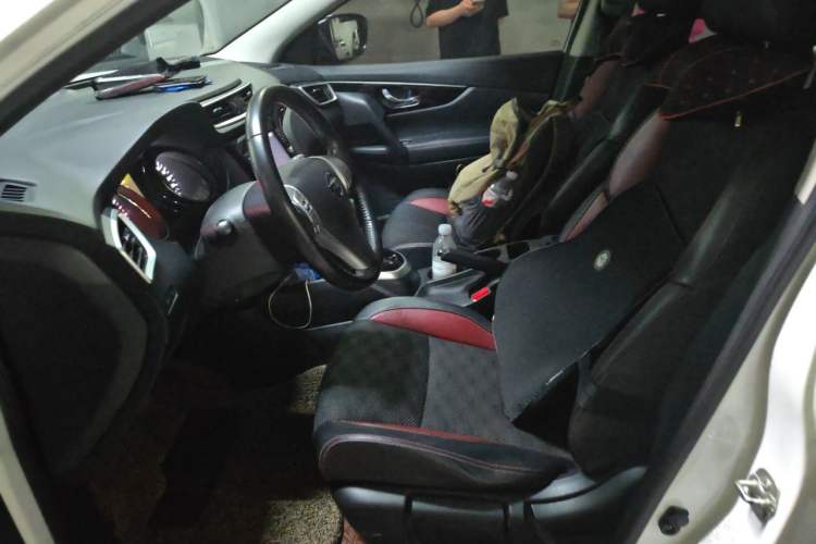 Used Nissan Qashqai 2017 2.0L CVT Smart Enjoyment Version China V Standard Left Front Seat