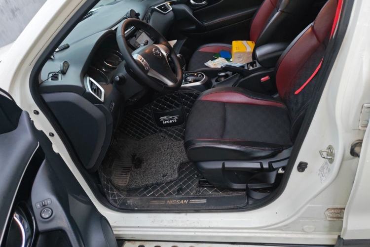 Used Nissan Qashqai 2017 2.0L CVT Smart Enjoyment Version China V Standard Left Front Seat