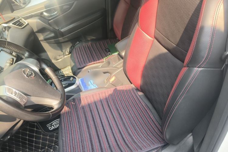 Used Nissan Qashqai 2017 2.0L CVT Smart Enjoyment Version China V Standard Left Front Seat