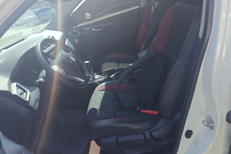 Used Nissan Qashqai 2017 2.0L CVT Smart Enjoyment Version China VI Standard Left Front Seat
