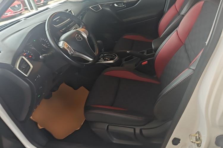 Used Nissan Qashqai 2017 2.0L CVT Luxury Edition China V Standard Left Front Seat