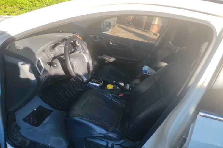 Used Nissan Qashqai 2017 2.0L CVT Smart Enjoyment Version China V Standard Left Front Seat