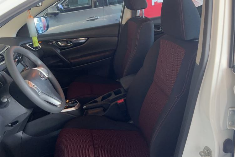 Used Nissan Qashqai 2017 2.0L CVT Elite Edition China V Standard Left Front Seat