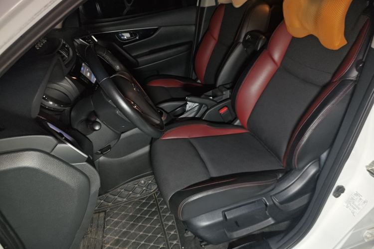 Used Nissan Qashqai 2017 2.0L CVT Smart Enjoyment Version China V Standard Left Front Seat