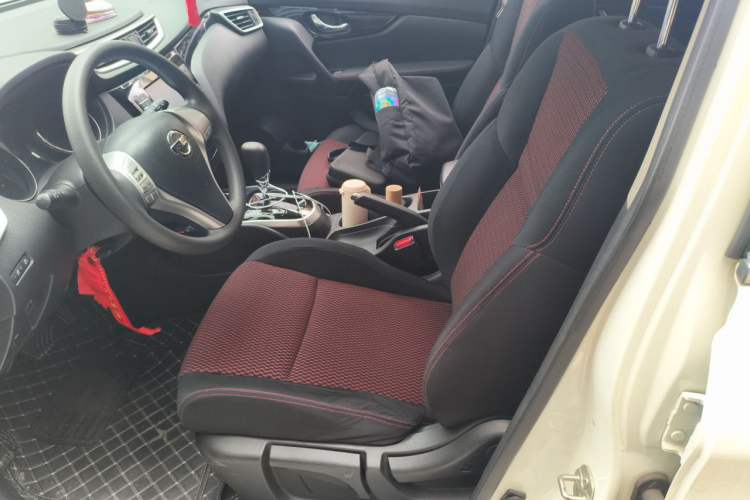 Used Nissan Qashqai 2017 2.0L CVT Elite Edition China V Standard Left Front Seat