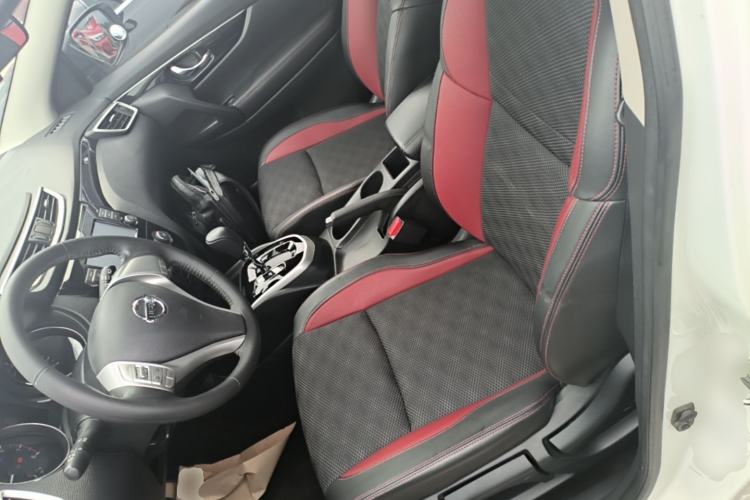 Used Nissan Qashqai 2017 2.0L CVT Smart Enjoyment Version China V Standard Left Front Seat
