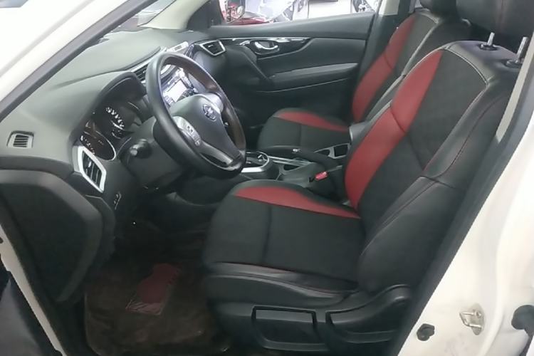 Used Nissan Qashqai 2017 2.0L CVT Smart Enjoyment Version China V Standard Left Front Seat