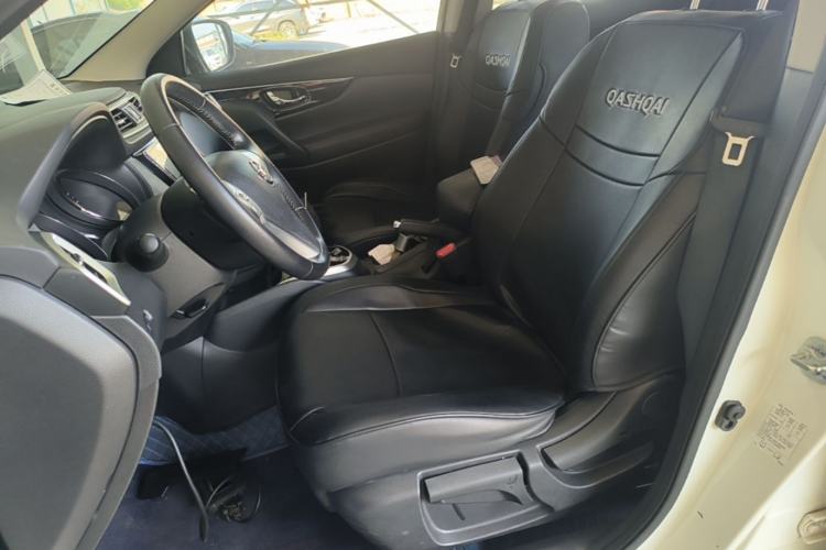 Used Nissan Qashqai 2017 2.0L CVT Smart Enjoyment Version China V Standard Left Front Seat
