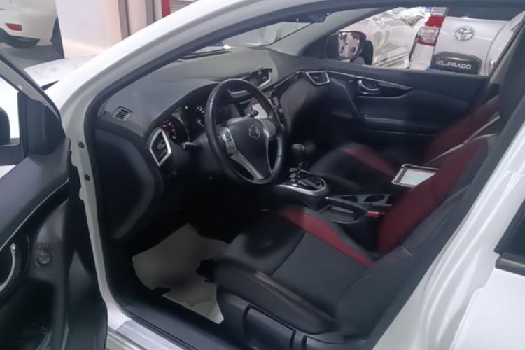 Used Nissan Qashqai 2017 2.0L CVT Smart Enjoyment Version China V Standard Left Front Seat