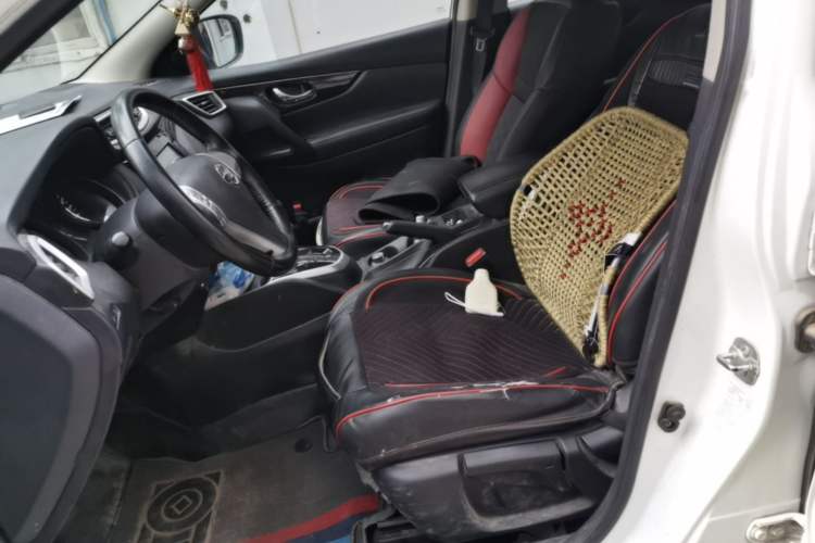 Used Nissan Qashqai 2017 2.0L CVT Smart Enjoyment Version China V Standard Left Front Seat