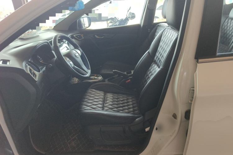 Used Nissan Qashqai 2017 2.0L CVT Elite Edition China V Standard Left Front Seat