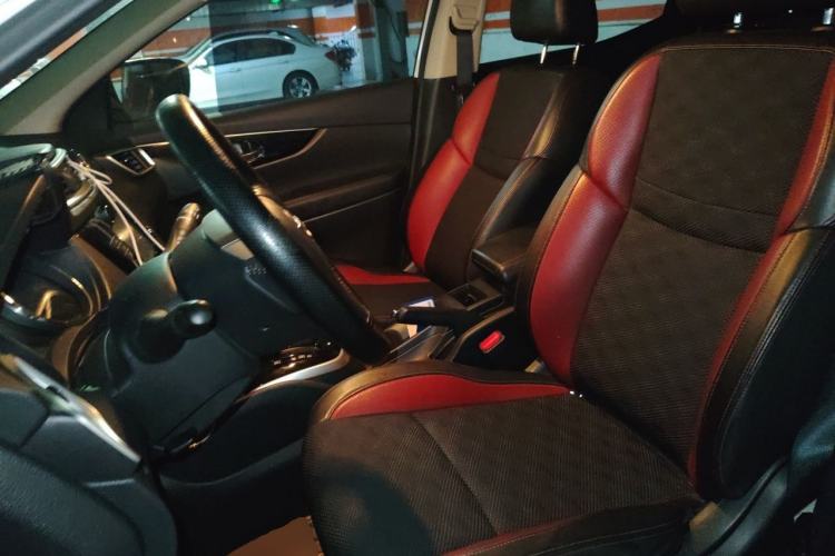 Used Nissan Qashqai 2017 2.0L CVT Smart Enjoyment Version China V Standard Left Front Seat