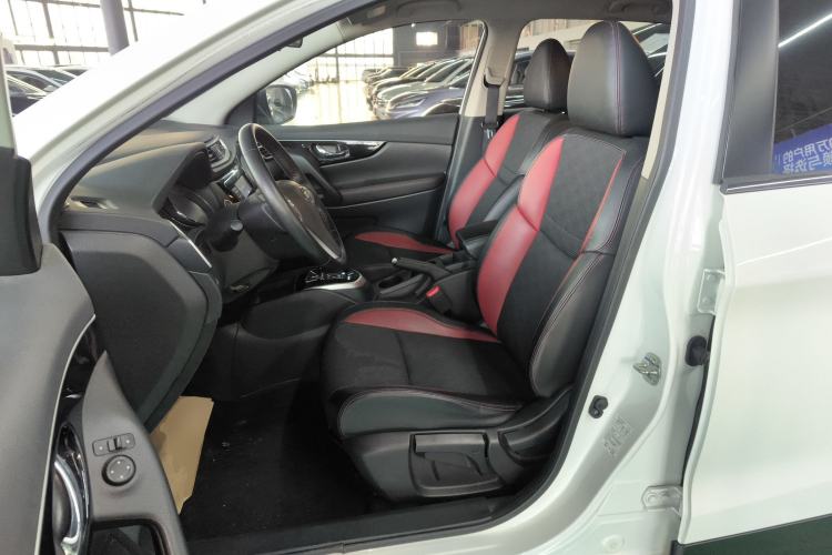 Used Nissan Qashqai 2017 2.0L CVT Smart Enjoyment Version China V Standard Left Front Seat