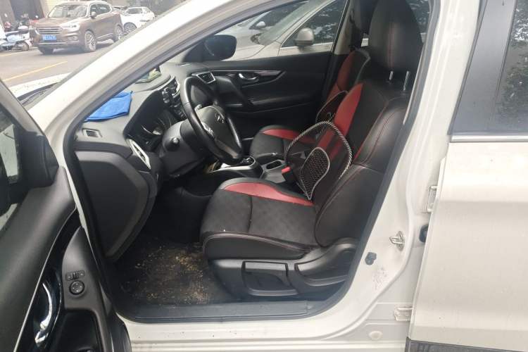 Used Nissan Qashqai 2017 2.0L CVT Smart Enjoyment Version China V Standard Left Front Seat