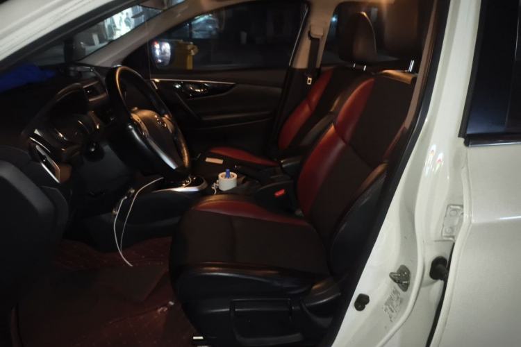 Used Nissan Qashqai 2017 2.0L CVT Smart Enjoyment Version China V Standard Left Front Seat
