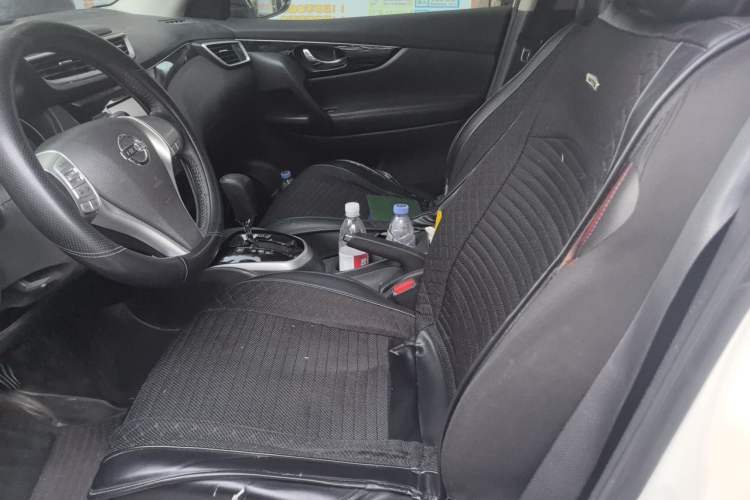 Used Nissan Qashqai 2017 2.0L CVT Smart Enjoyment Version China V Standard Left Front Seat