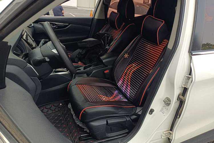 Used Nissan Qashqai 2017 2.0L CVT Elite Edition China V Standard Left Front Seat