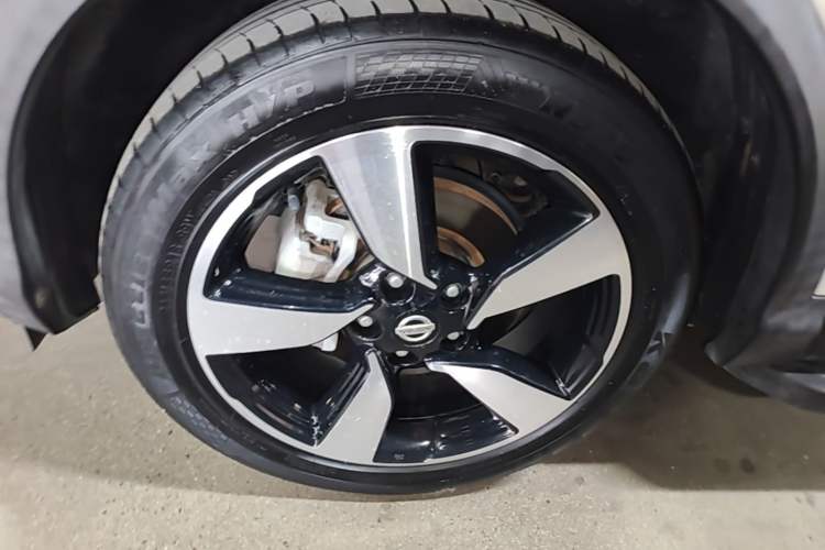 Used Nissan Qashqai 2017 2.0L CVT Smart Enjoyment Version China V Standard Left Front Wheel Hub