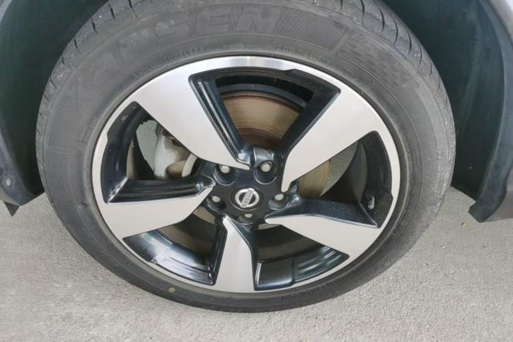 Used Nissan Qashqai 2017 2.0L CVT Smart Enjoyment Version China V Standard Left Front Wheel Hub