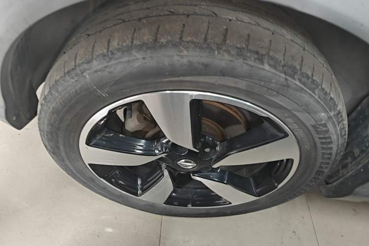 Used Nissan Qashqai 2017 2.0L CVT Smart Enjoyment Version China VI Standard Left Front Wheel Hub