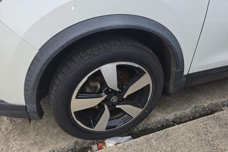 Used Nissan Qashqai 2017 2.0L CVT Smart Enjoyment Version China V Standard Left Front Wheel Hub