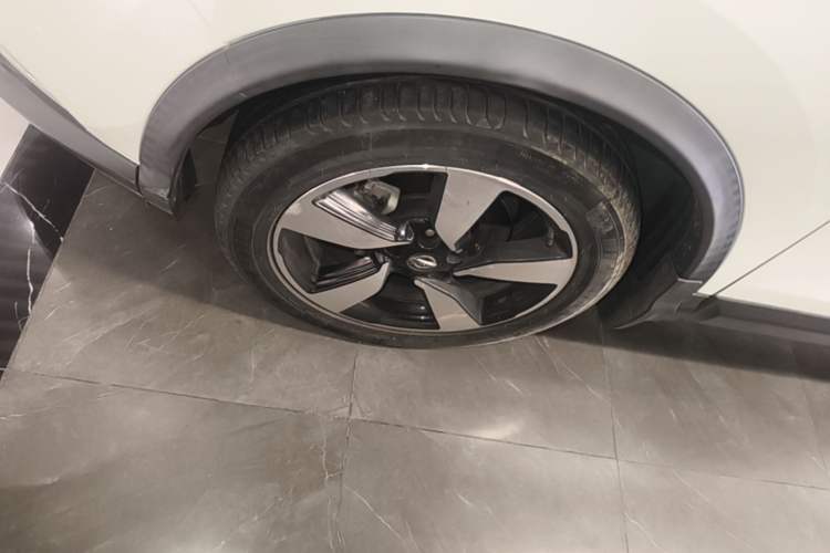 Used Nissan Qashqai 2017 2.0L CVT Smart Enjoyment Version China V Standard Left Front Wheel Hub