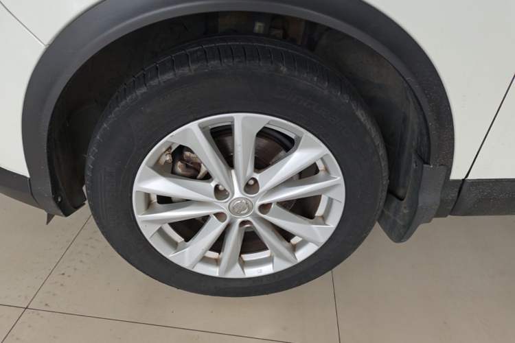 Used Nissan Qashqai 2017 2.0L CVT Elite Edition China V Standard Left Front Wheel Hub