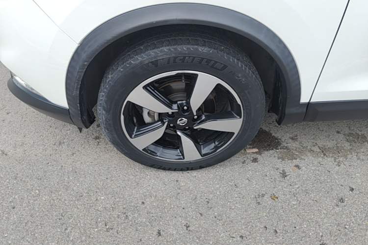 Used Nissan Qashqai 2017 2.0L CVT Smart Enjoyment Version China V Standard Left Front Wheel Hub